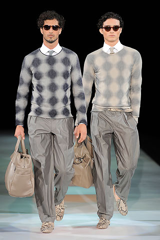 Giorgio Armani / - 2010